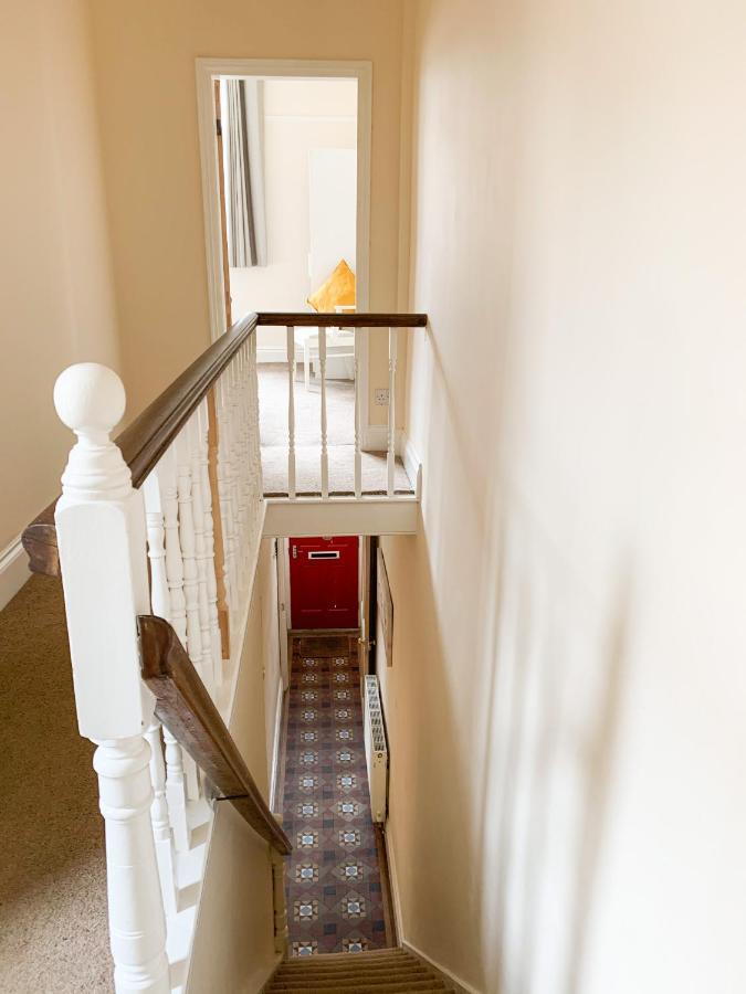 Riverside Lodge - Quaint Victorian Home By The River York Exterior photo